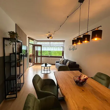 Blackforestbnb Seenestchen - Modernes 3 - Suedbalkon - Schwimmbad - Sauna - Fitness *