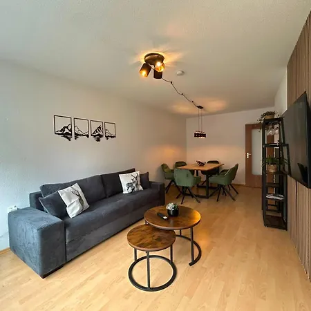 アパート Blackforestbnb Seenestchen - Modernes 3 - Suedbalkon - Schwimmbad - Sauna - Fitness