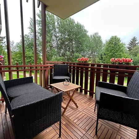 アパート Blackforestbnb Seenestchen - Modernes 3 - Suedbalkon - Schwimmbad - Sauna - Fitness
