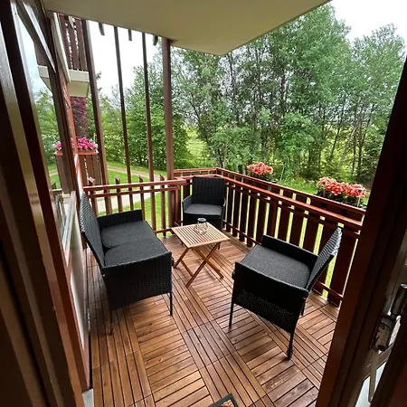 アパート Blackforestbnb Seenestchen - Modernes 3 - Suedbalkon - Schwimmbad - Sauna - Fitness